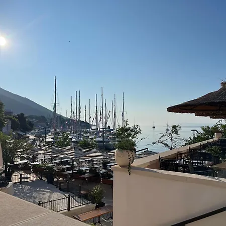 Nona Vi - Boutique Stone House *