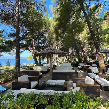 Nona Vi - Boutique Stone House