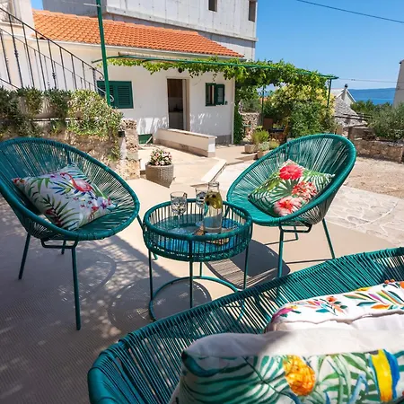 Semesterbostad Nona Vi - Boutique Stone House *