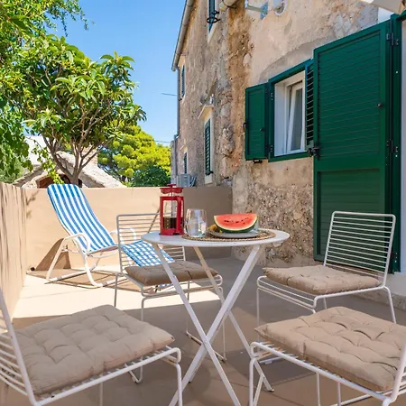 Nona Vi - Boutique Stone House * Bol